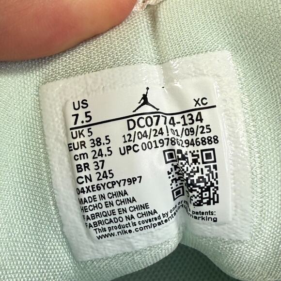 Air Jordan 1 Low Retro Sneakers Nike Sail Igloo Blue DC0774-134 Women's Size 7.5 - Picture 10 of 10